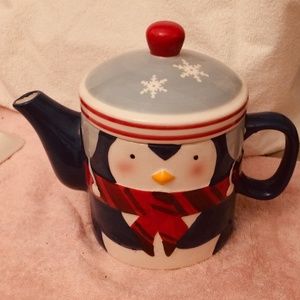 Dolomite,Vintage decorative and beautiful holiday tea pot. Server